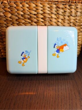 Disney 2025 Epcot International Food and Wine Festival Donald Duck Food Box